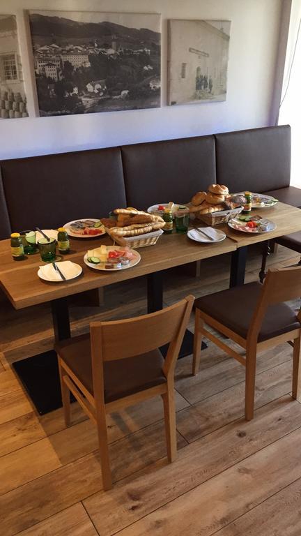 Pension Sunnseitn - Gasthof - Cafe - Weinkeller Haslach an der Mühl 외부 사진